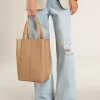 24/7 Bag North South aus cappuccinofarbenem Leder mit verstellbaren Griffen