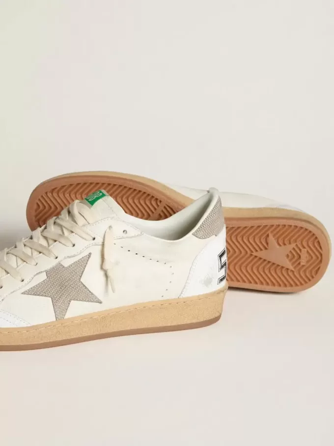 Ball Star aus Nappaleder mit grauem Nubuk-Stern und Fersenlasche
