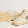 Ball Star aus Nappaleder mit grauem Wildlederstern und Fersenlasche