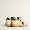 Ball Star aus Nylon und Nappa mit grünem Wildlederstern und Fersenlasche