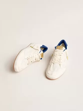 Ball Star aus perforiertem Nappaleder mit weißem Stern und blauer Nylon-Fersenlasche