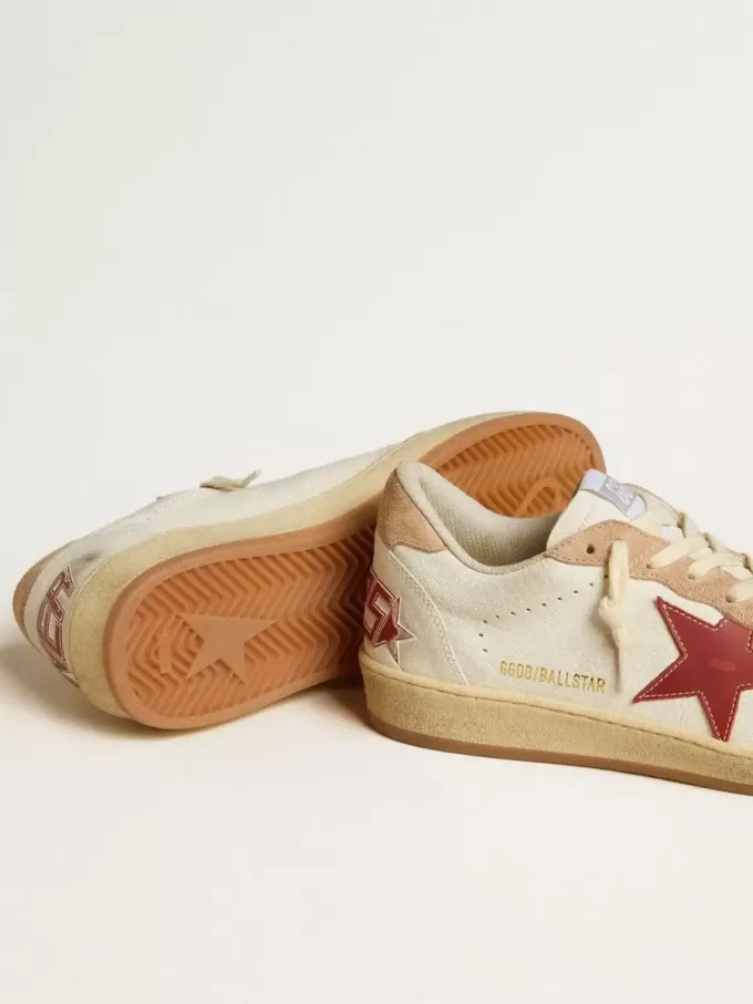 Ball Star für Damen aus Nappaleder mit rotem Stern und rosa Wildledereinsätzen Ball Star für Damen aus Nappaleder mit rotem Stern und rosa Wildledereinsätzen