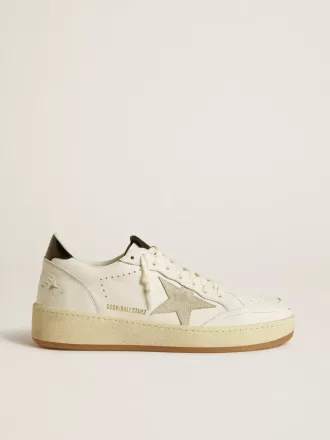 Ball Star für Damen mit eisgrauem Wildlederstern und glänzender schwarzer Lederferse Ball Star für Damen mit eisgrauem Wildlederstern und glänzender schwarzer Lederferse