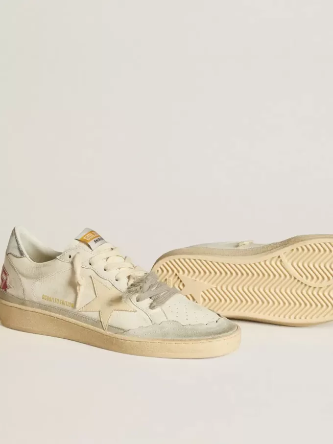 Ball Star LTD aus Nappaleder mit Lederstern und metallischer Lederferse
