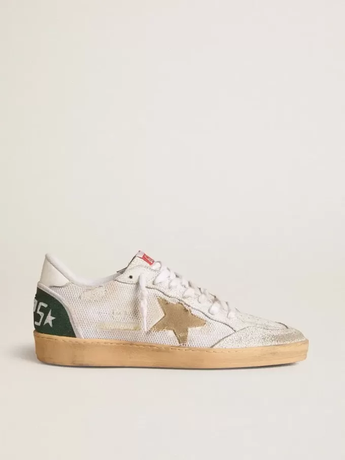 Ball Star LTD aus weißem Crackle-Leder und Mesh mit Stern aus Wildleder