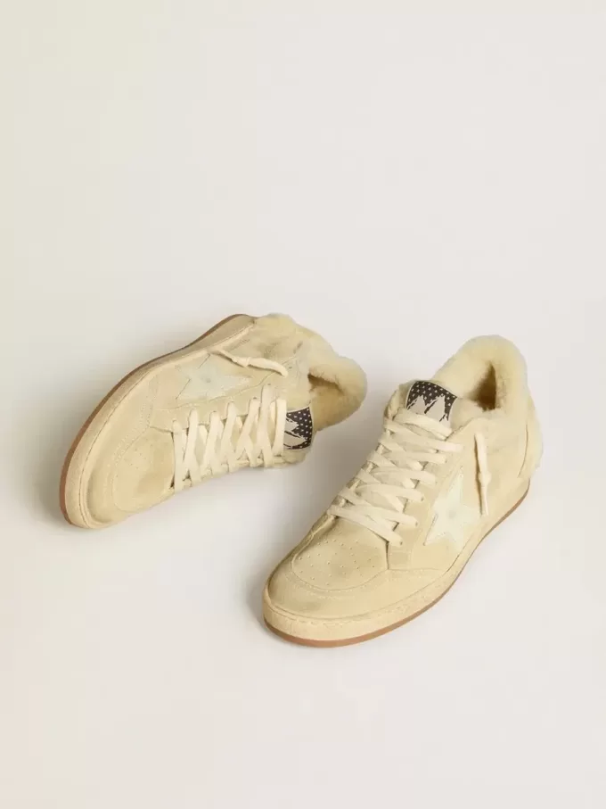 Ball Star LTD für Damen aus Wildleder und Lammfell mit weißem Lacklederstern