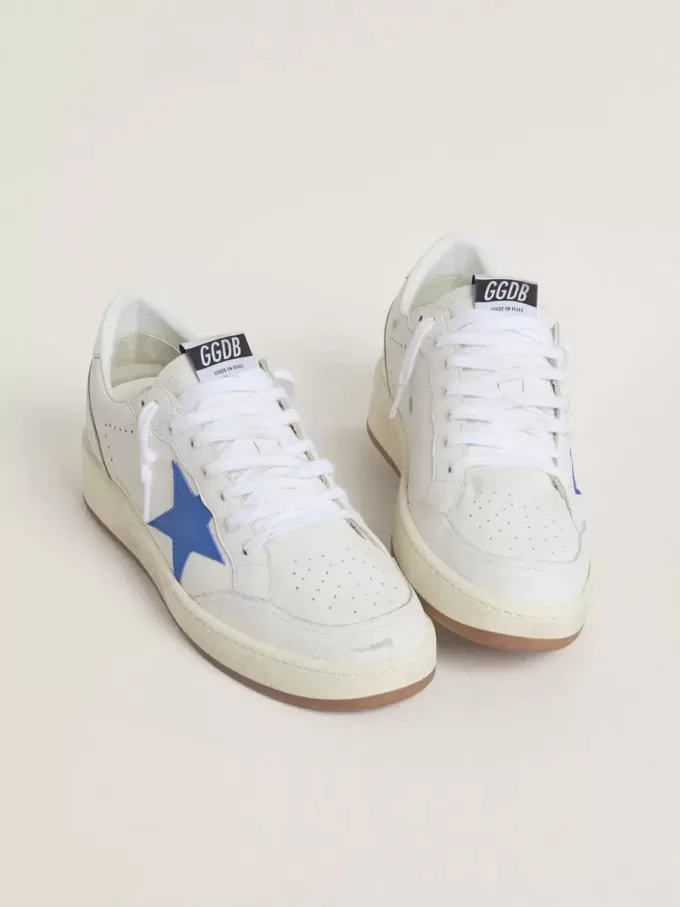 Ball Star mit hellblauem Lederstern und silberfarbenem Lederfußhebel