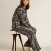 Ball Star mit Stern aus Wildleder und Fersenlasche aus Metallic-Leder Ball Star mit Stern aus Wildleder und Fersenlasche aus Metallic-Leder