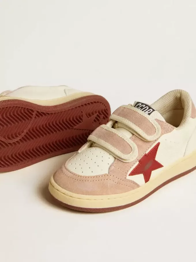 Ball Star Teen aus Nappa und Wildleder mit rotem Stern und rotem gesticktem Herz