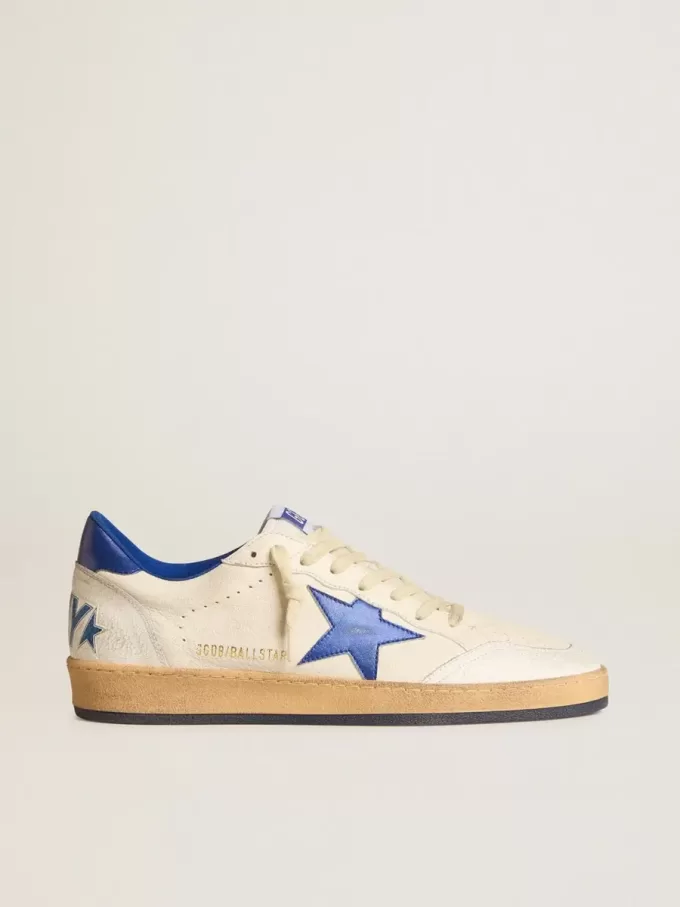 Herren-Sneaker „Ball Star Wishes” aus weißem Nappaleder mit leuchtend blauem Stern und Fersenlasche