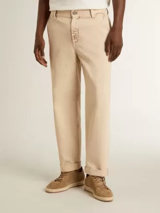 Beigefarbene Herren-Chinos mit Used-Look-Finish