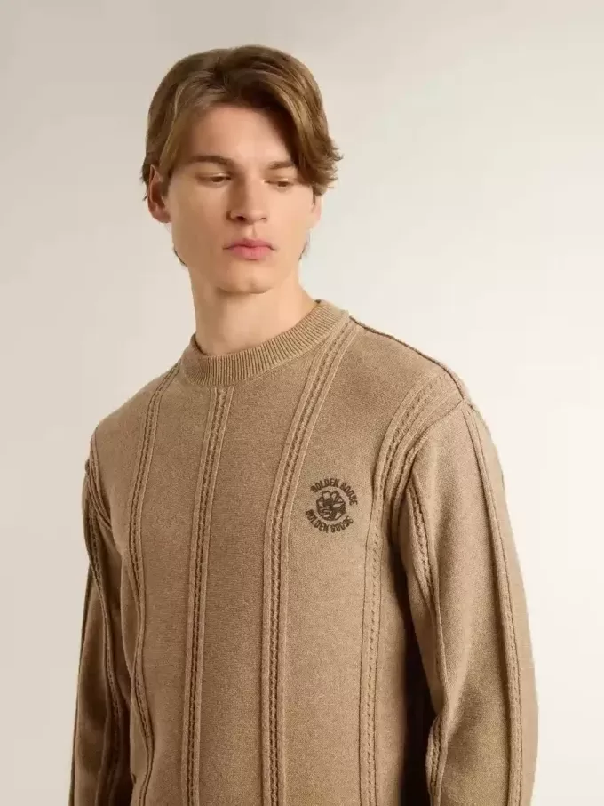 Beiger Herrenpullover mit gesticktem Logo Beiger Herrenpullover mit gesticktem Logo