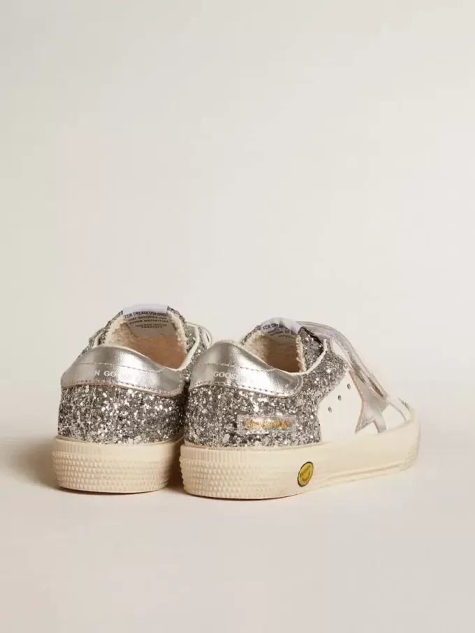 Biobasierter May Teen in Glitzeroptik mit silbernem Stern und Fersenlasche