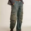 Blaue Jeans mit Used-Look Blaue Jeans mit Used-Look