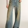 Boyfriend-Jeans für Damen mit Used-Effekt, Sandwaschung und Nieten