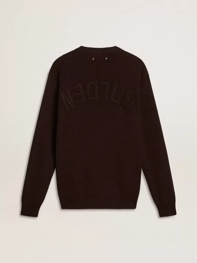 Brauner Herrenpullover mit Rundhalsausschnitt und „Golden”-Schriftzug auf der Rückseite