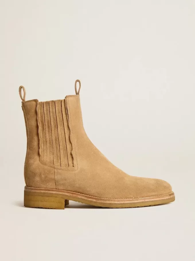Chelsea-Stiefel aus tabakfarbenem Wildleder Chelsea-Stiefel aus tabakfarbenem Wildleder