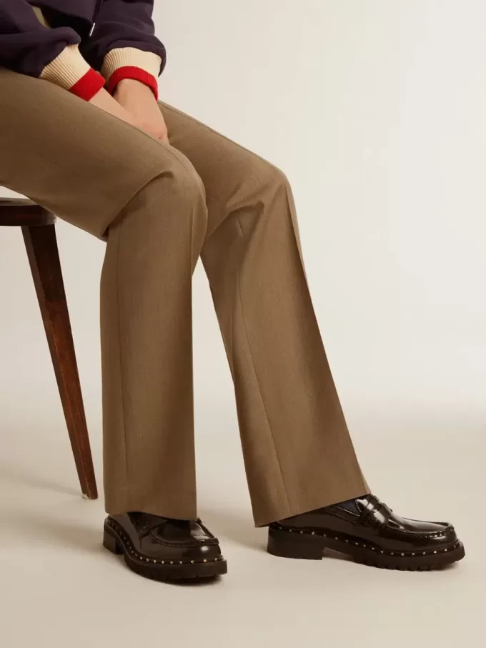 Chunky Loafer für Damen aus schwarzem Leder mit Nieten