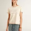 Cremefarbenes Damen-T-Shirt mit verblassten roten Akzenten