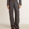 Damen-Cargohose aus babyblauer Wolle Damen-Cargohose aus babyblauer Wolle