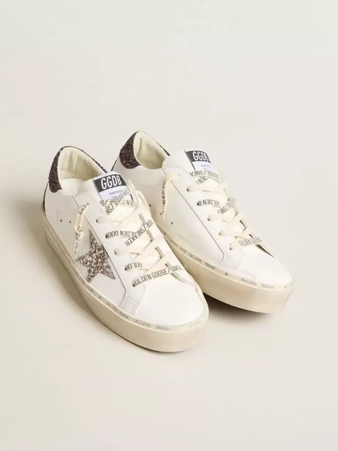 Damen-Hi Star mit silbernem Glitzerstern und rubinrotem Glitzer-Fersenlabel