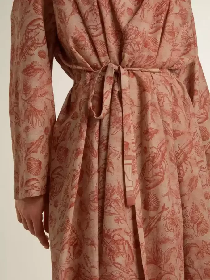 Damen-Kaftan aus Baumwollvoile mit durchgehendem ziegelrotem Marine-Print Damen-Kaftan aus Baumwollvoile mit durchgehendem ziegelrotem Marine-Print