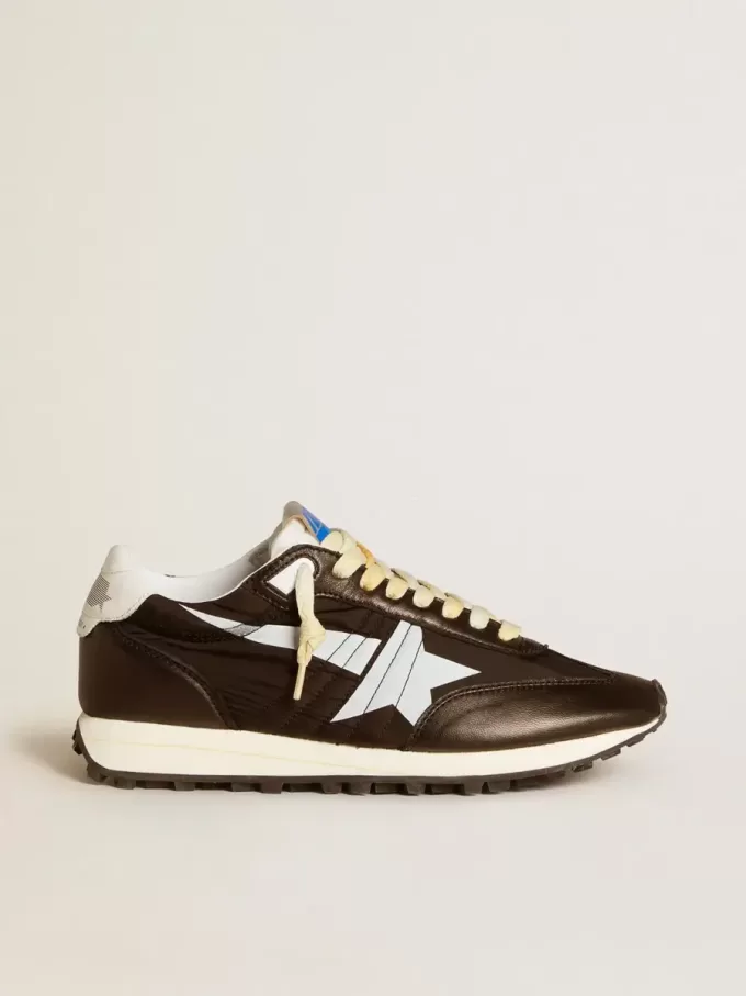 Damen-Marathon mit schwarzem Nylon-Obermaterial und weißem Stern