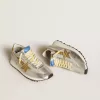 Damen-Marathon mit silbernem Ripstop-Nylon-Obermaterial und goldenem Stern