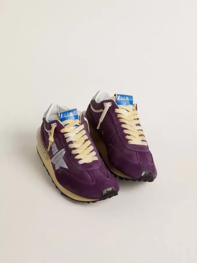 Damen-Marathon mit violettem Nylon-Obermaterial und weißem Stern