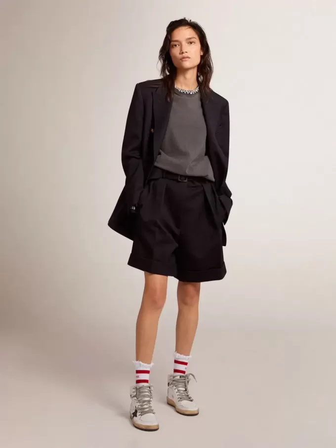 Damen-Shorts aus schwarzer Wollgabardine mit Taillengürtel