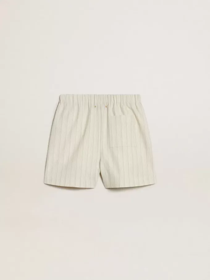 Damen-Shorts aus Wollmischung mit weißen und grauen Nadelstreifen Damen-Shorts aus Wollmischung mit weißen und grauen Nadelstreifen
