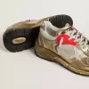 Damen-Sneaker Dad-Star aus Mesh und goldfoliertem Leder mit weißem Lederstern Damen-Sneaker Dad-Star aus Mesh und goldfoliertem Leder mit weißem Lederstern