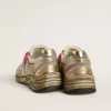 Damen-Sneaker Dad-Star aus Mesh und goldfoliertem Leder mit weißem Lederstern Damen-Sneaker Dad-Star aus Mesh und goldfoliertem Leder mit weißem Lederstern