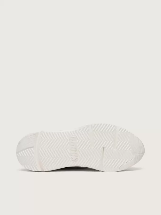 Damen-Sneaker „Running Sole” aus Mesh und Nubukleder mit silbernem Metallic-Lederstern Damen-Sneaker „Running Sole” aus Mesh und Nubukleder mit silbernem Metallic-Lederstern