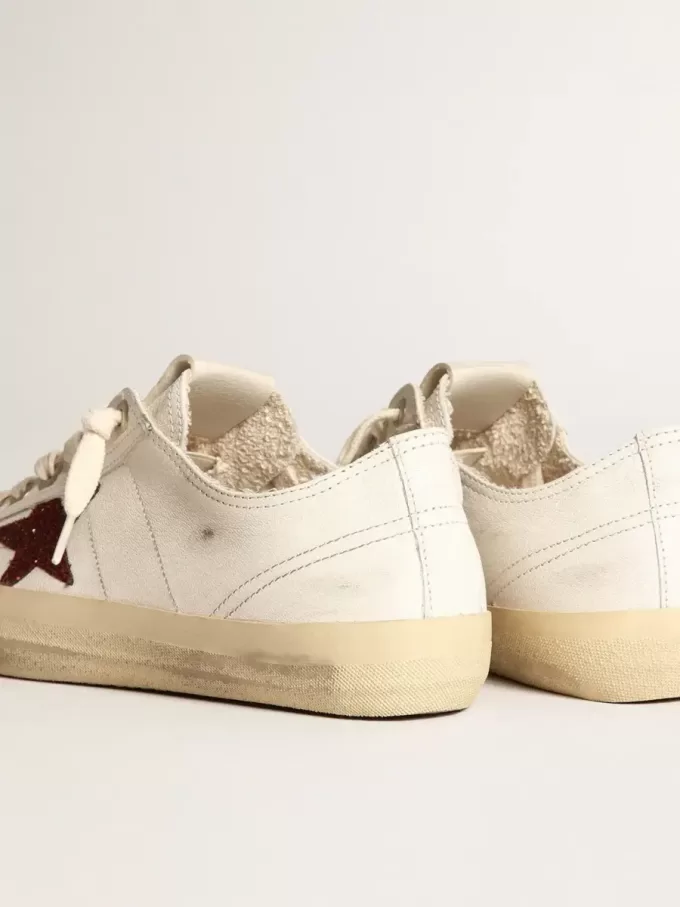 Damen-Sneaker V-Star aus weißem Nappaleder mit rotem Glitzerstern