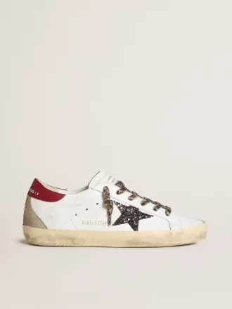 Damen-Super-Star aus Nappa mit Glitzerstern und rotem Nappa-Fersenriemen Damen-Super-Star aus Nappa mit Glitzerstern und rotem Nappa-Fersenriemen