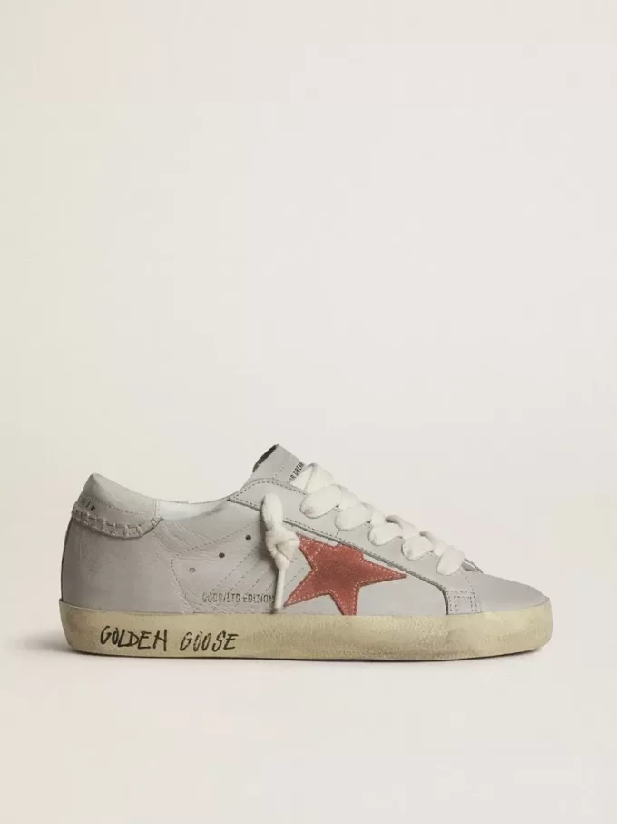 Damen-Super-Star LTD aus grauem Leder mit ziegelrotem Wildlederstern