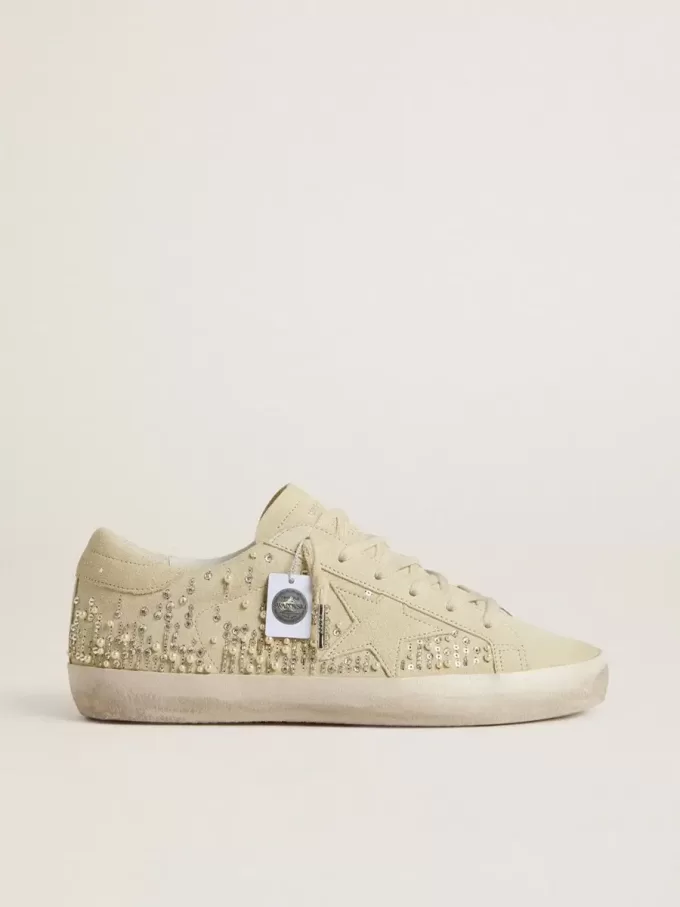 Damen-Superstar aus beigem Wildleder mit Perlen und Swarovski-Kristallen Damen-Superstar aus beigem Wildleder mit Perlen und Swarovski-Kristallen
