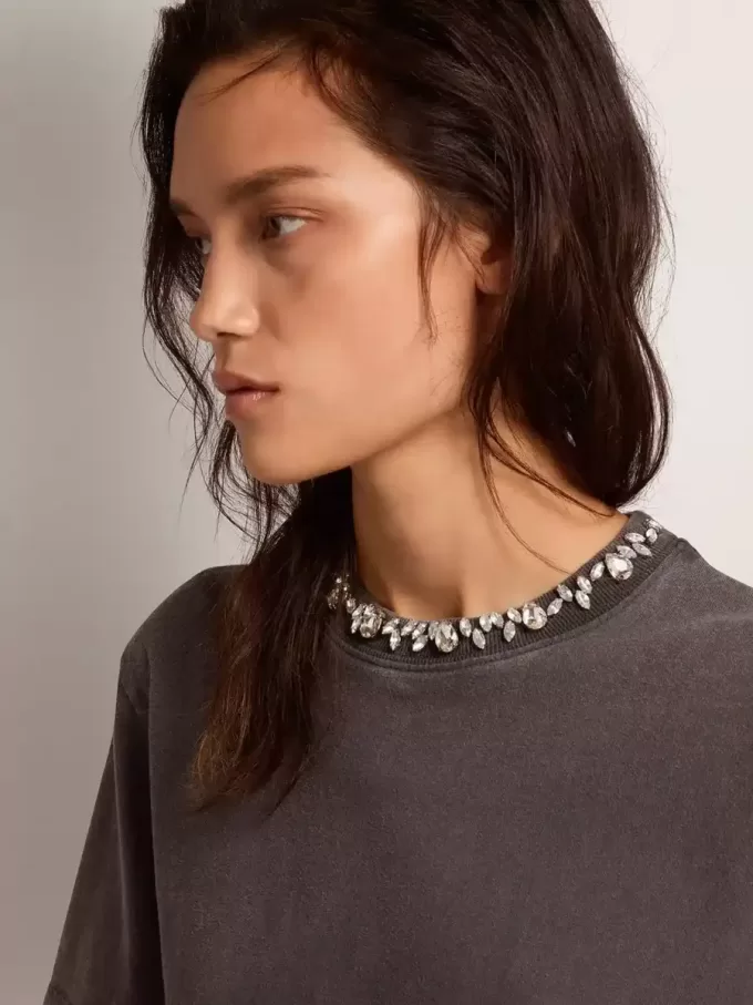 Damen-T-Shirt in Anthrazitgrau mit Kristallen