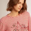 Damen-T-Shirt mit weißen und roten Streifen und Stickerei auf der Vorderseite
