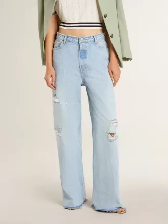 Damenhose aus Denim mit Used-Effekt