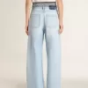 Damenhose aus Denim mit Used-Effekt Damenhose aus Denim mit Used-Effekt