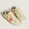 Damenmodell Super-Star aus Nappaleder mit Stern aus Wildleder und Fersenlasche aus Metallic-Leder