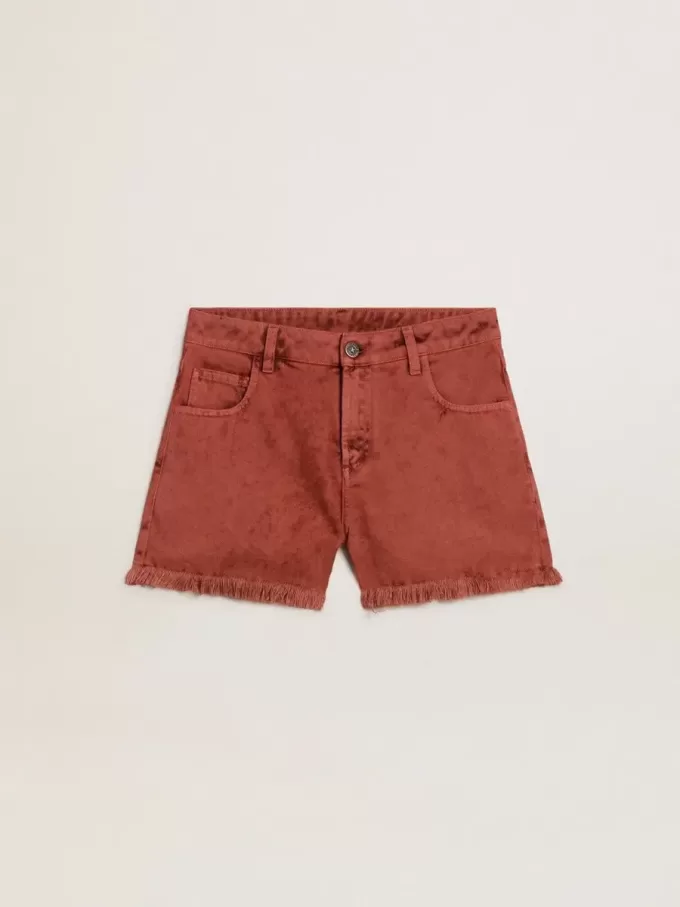 Damenshorts aus ziegelrotem Denim mit goldener Mediterraneo-Stickerei