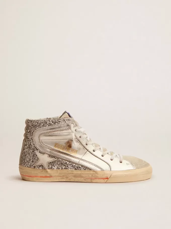 Damenslipper mit laminiertem Obermaterial aus Leder und silbernem Glitzer Damenslipper mit laminiertem Obermaterial aus Leder und silbernem Glitzer