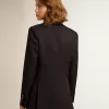 Dunkelblauer Damenblazer mit doppelter Knopfleiste Dunkelblauer Damenblazer mit doppelter Knopfleiste
