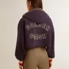 Dunkelblaues, kurz geschnittenes Sweatshirt mit Reißverschluss und bestickter Kapuze Dunkelblaues, kurz geschnittenes Sweatshirt mit Reißverschluss und bestickter Kapuze