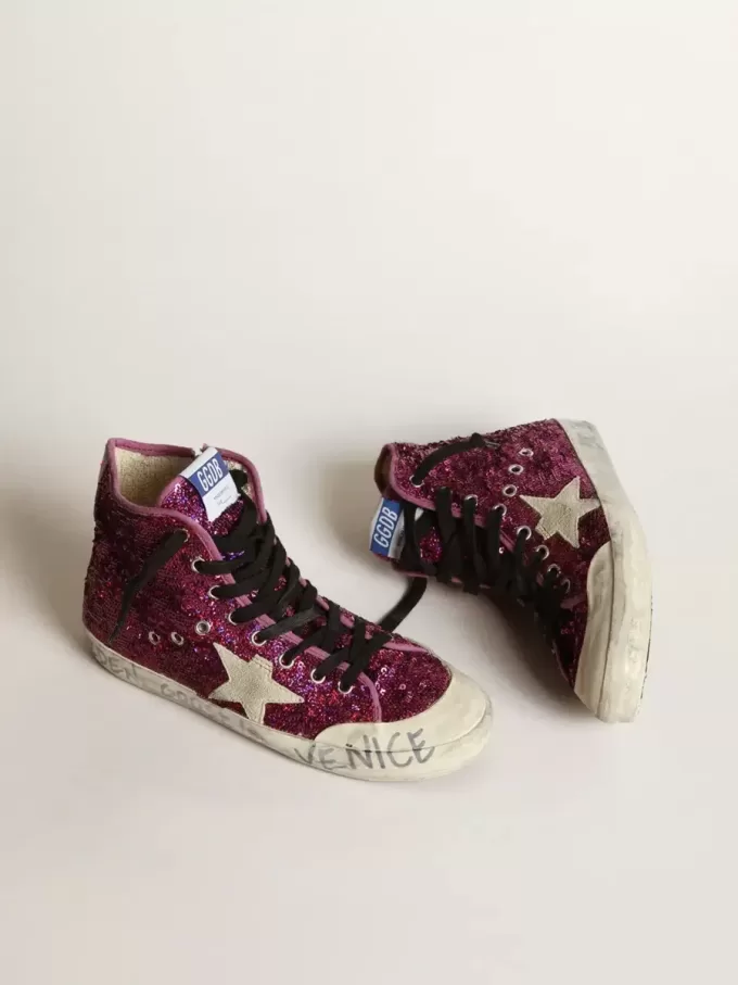 Francy Sneakers mit Pailletten und handgeschriebenem Schriftzug auf der Außensohle