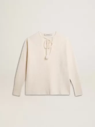 Gerippter Wollpullover mit V-Ausschnitt und Kordelzug mit Quasten