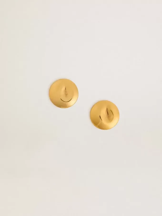 Goldfarbene kreisförmige Ohrringe
